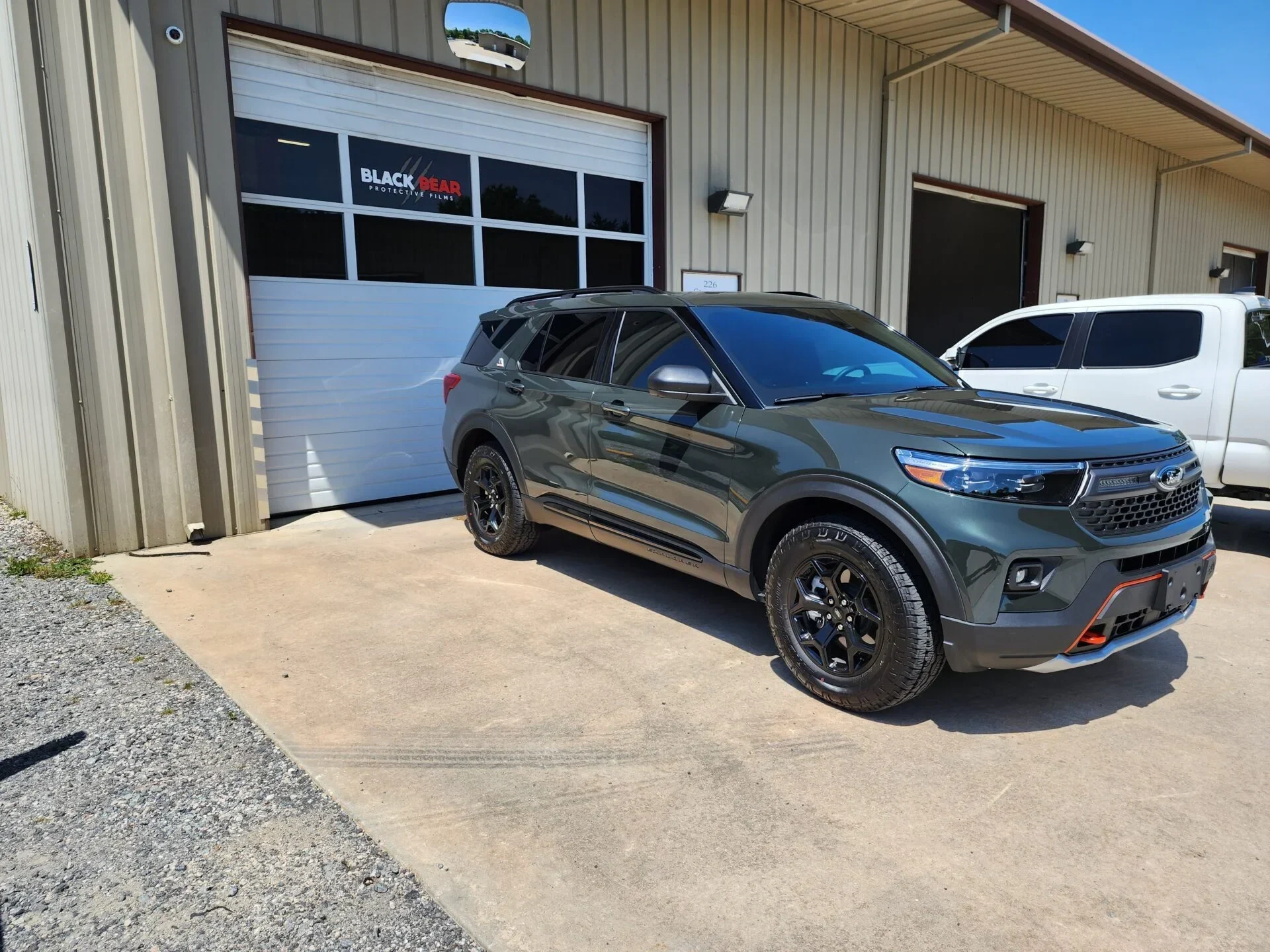 Autobahn Ceramic i3 auto window tint